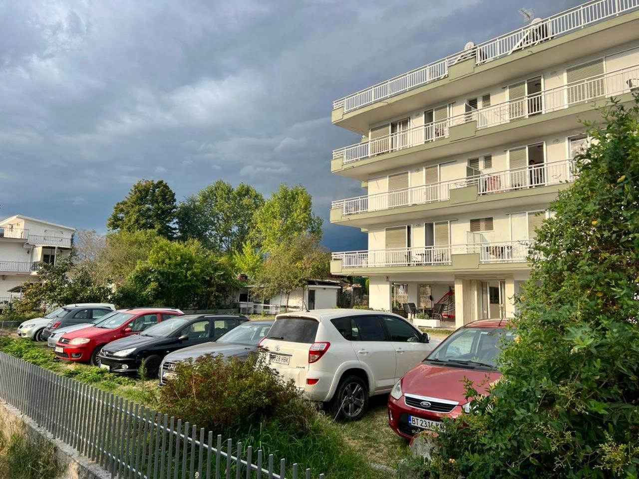 Limin Litochorou Prado Apartment Hotel מראה חיצוני תמונה